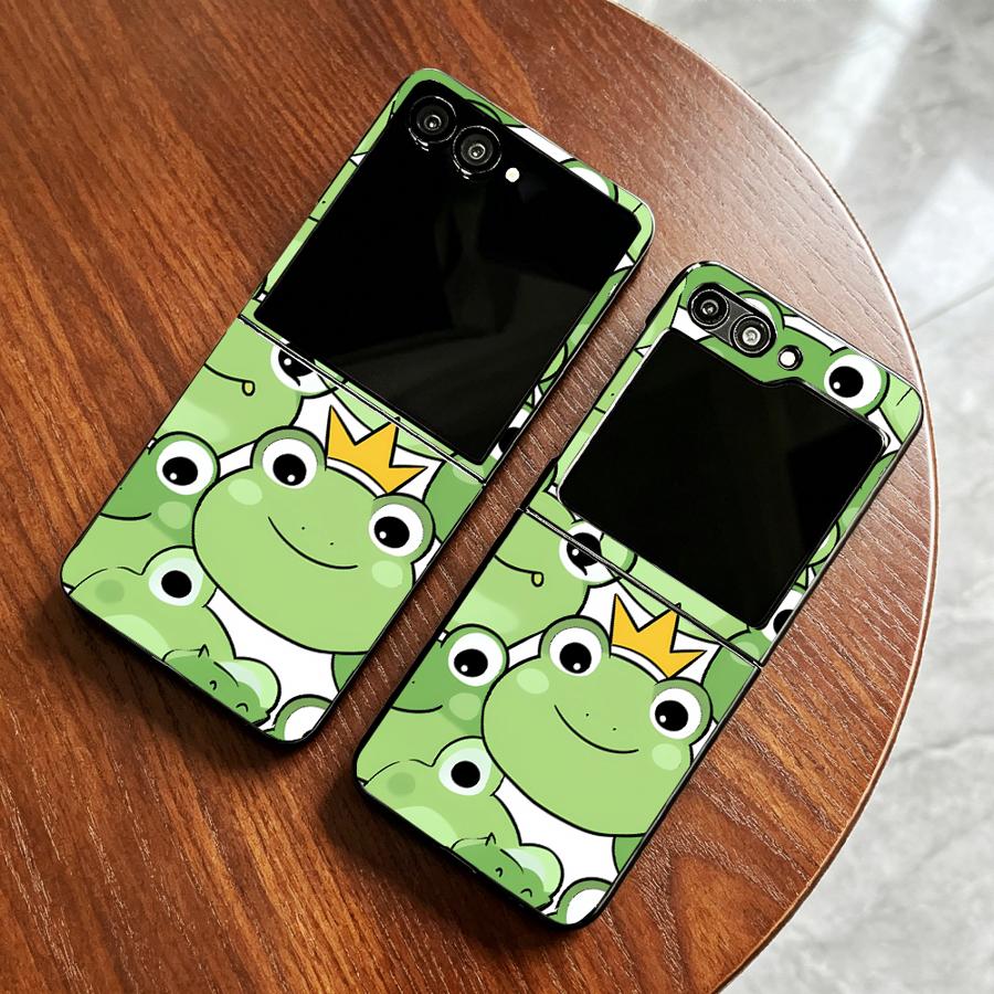 Phone Cases Z Flip 7 - Full Cover Frog Design Phone Cover